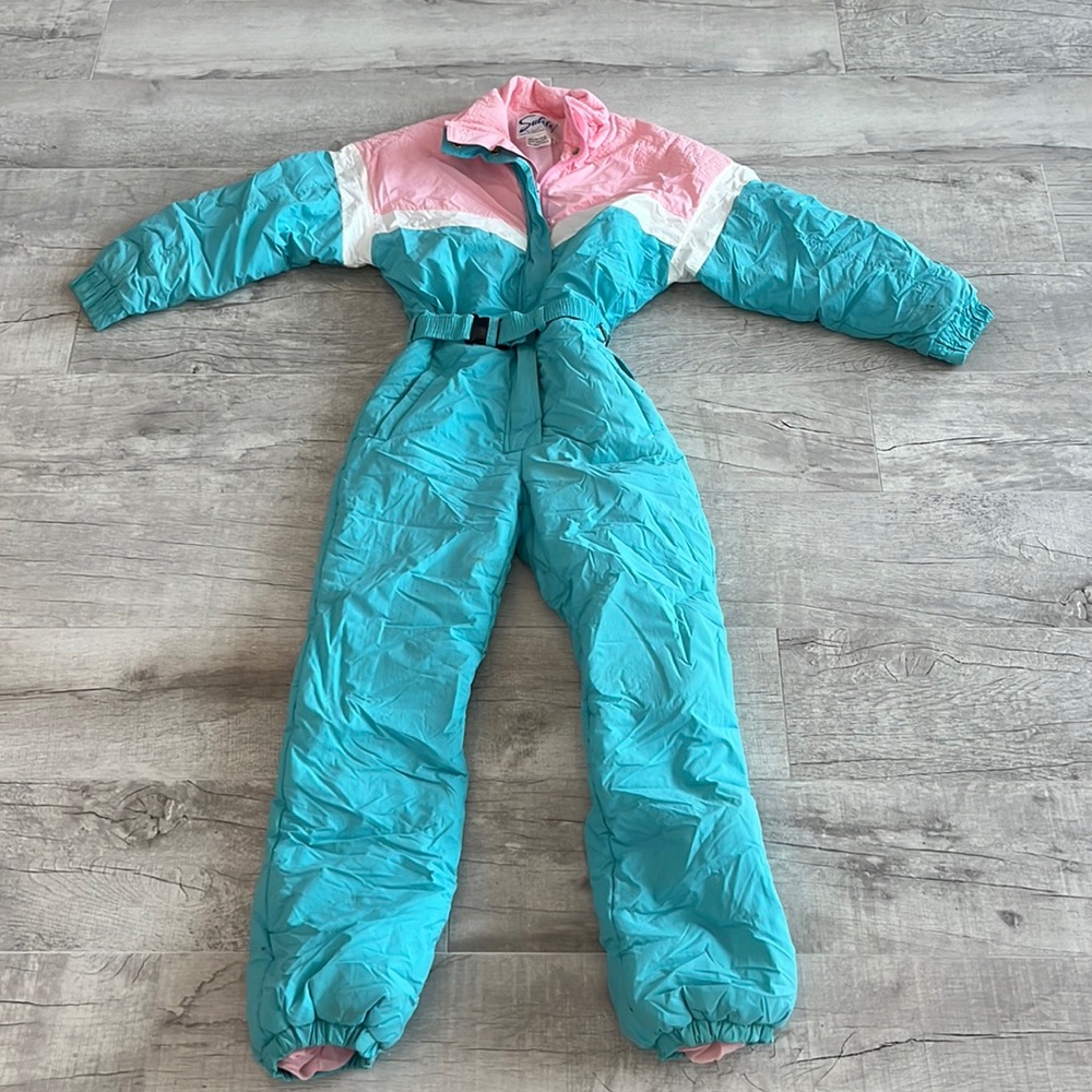 Subello Women’s Ski Jumpsuit Size: 8 RN 46803 Made in Hong Kong